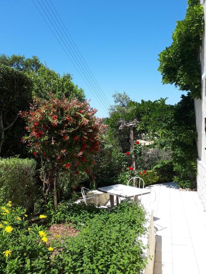 Appartements Dans Villa En Rez De Jardin Hyères Екстериор снимка