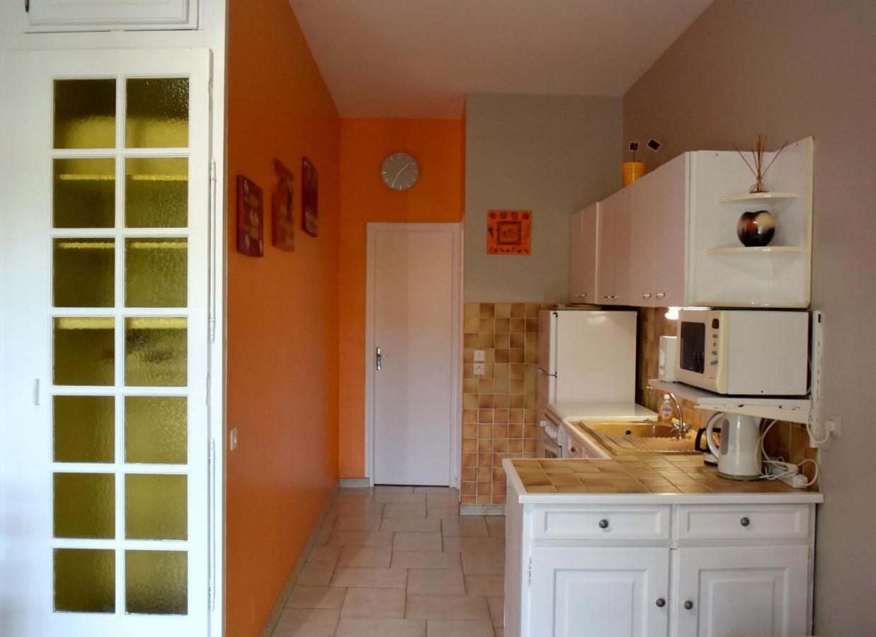 Appartements Dans Villa En Rez De Jardin Hyères Екстериор снимка
